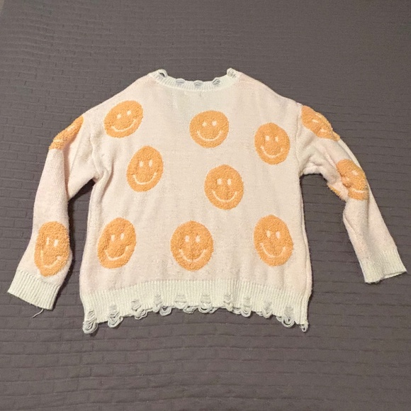 Altar’d State- Women's Distressed Smiley Sweater-L - Picture 5 of 8